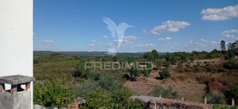 Venda conjunta de três prédios urbanos, em cadafaz, concelho de gavião.