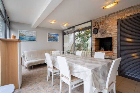 Moradia t3 em banda no caniço