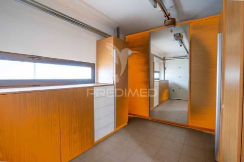 Moradia t3 em banda no caniço