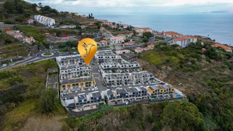 Moradia t3 em banda no caniço