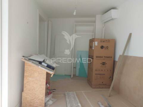 Apartamento t2 penha de frança - lisboa