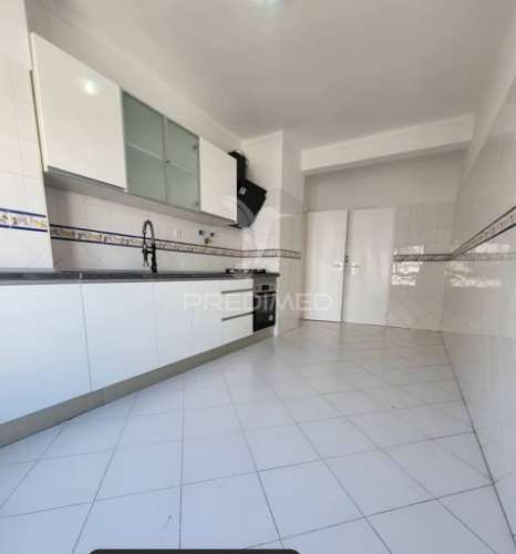 Vende se t2 paio pires /seixal 285.000€