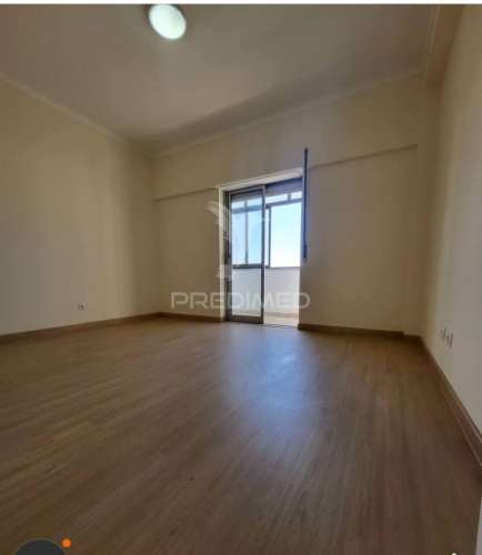 Vende se t2 paio pires /seixal 285.000€
