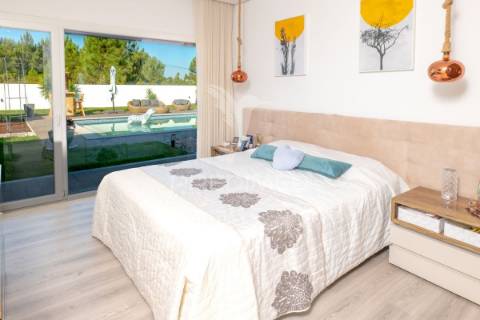 Moradia de luxo, t4 com piscina na vila alegre, fernão ferro