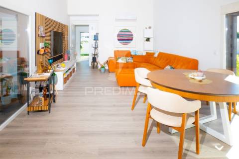 Moradia de luxo, t4 com piscina na vila alegre, fernão ferro