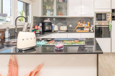 Moradia de luxo, t4 com piscina na vila alegre, fernão ferro