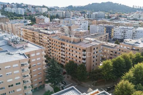 Apartamento t3 - lamaçães