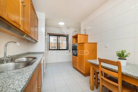 Apartamento t3 - lamaçães