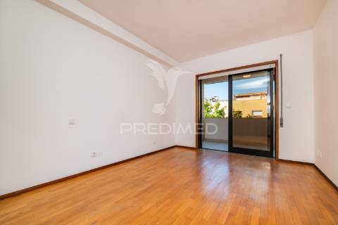 Apartamento t3 - lamaçães