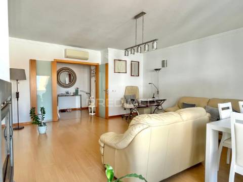 Apartamento t3 - penthouse com vista mar