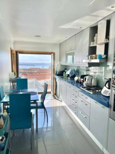 Apartamento t3 - penthouse com vista mar