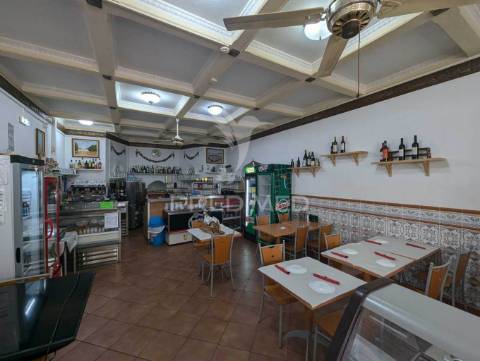 Restaurante zona histórica para venda, 2 grandes esplanadas