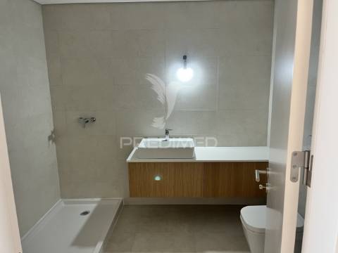 Apartamento t3 exclusivo na prestigiada baixa de olhão