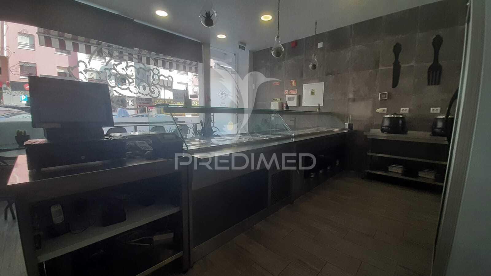 Oportunidade única de arrendamento – take-away aranguês