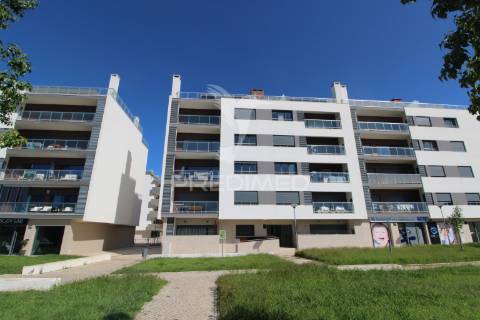 Duplex t3+1 com grandes terraços - montijo