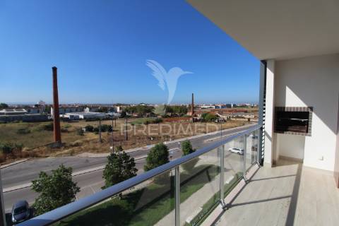 Duplex t3+1 com grandes terraços - montijo