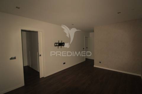 Duplex t3+1 com grandes terraços - montijo