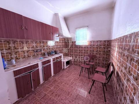 Terreno com 2 moradias pinhal novo