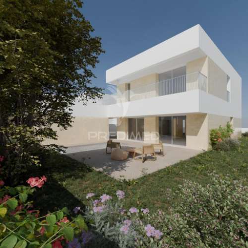 Moradia isolada t4 quintinhas/charneca de caparica