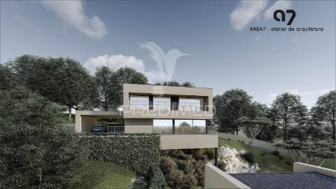 Moradia t3+1 independente