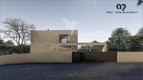 Moradia t3+1 independente