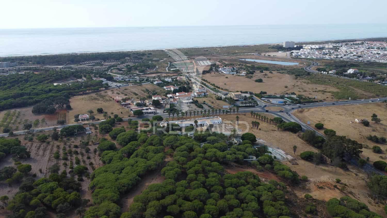 Terreno misto, altura, 17ha, 8100m2 construção, pip aprovado