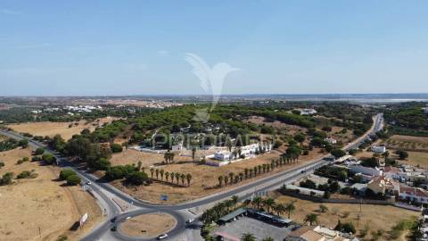 Terreno misto, altura, 17ha, 8100m2 construção, pip aprovado