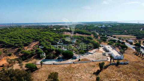 Terreno misto, altura, 17ha, 8100m2 construção, pip aprovado