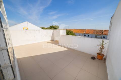 T0 com terraço privativo e vista panorâmica