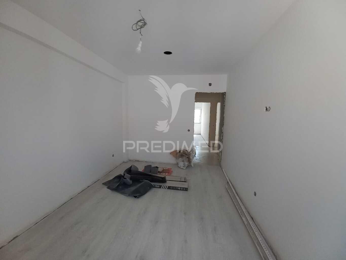 Apartamento t2 – carregado em remodelação
