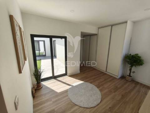 Moradia t4 em anta, espinho