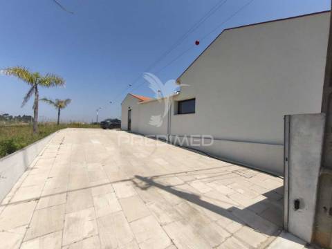 Moradia t4 em anta, espinho