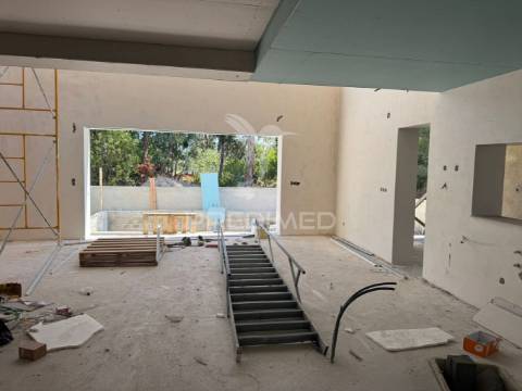 Moradia t3 junto ao mar com piscina