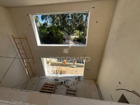 Moradia t3 junto ao mar com piscina