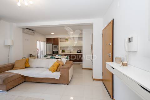 Apartamento t1 || paio pires