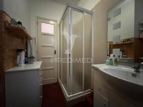 Apartamento t2 no centro de palmela