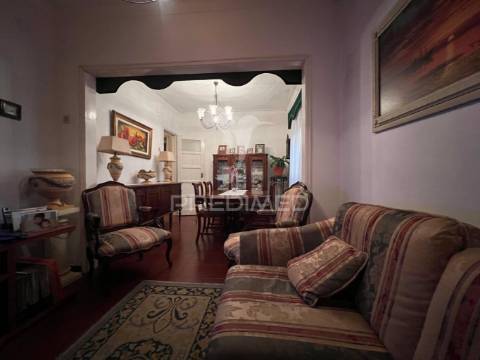 Apartamento t2 no centro de palmela