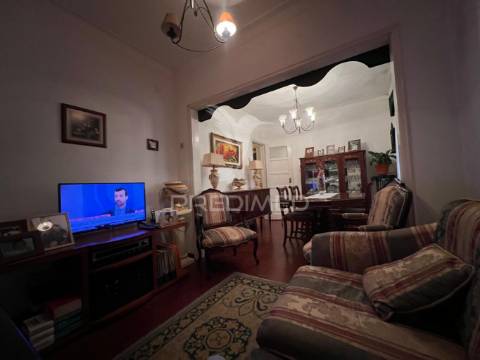 Apartamento t2 no centro de palmela