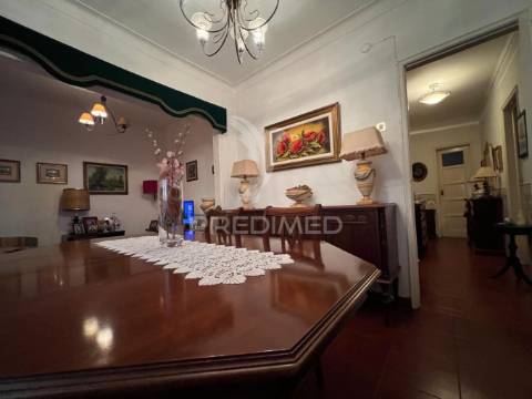 Apartamento t2 no centro de palmela