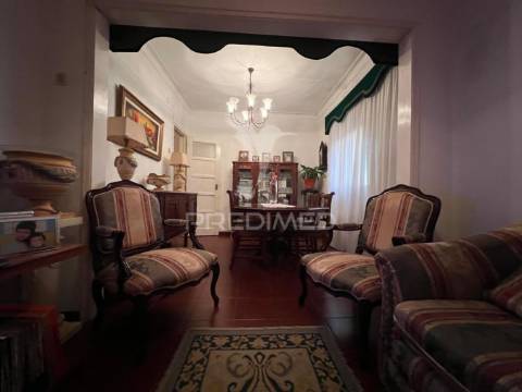 Apartamento t2 no centro de palmela