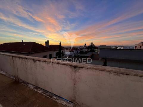 Apartamento t2 no centro de palmela