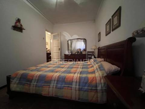 Apartamento t2 no centro de palmela