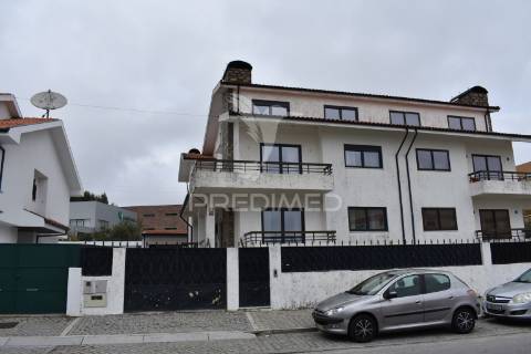 Excelente moradia em vila nova de gaia