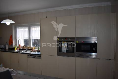 Excelente moradia em vila nova de gaia