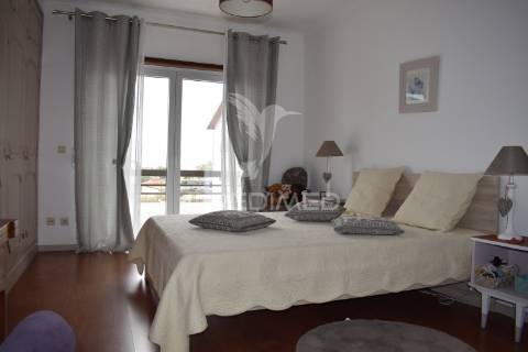 Excelente moradia em vila nova de gaia