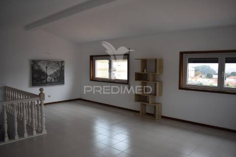 Excelente moradia em vila nova de gaia