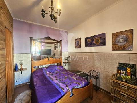 Moradia t3 com quintal nos geraldos, castro verde