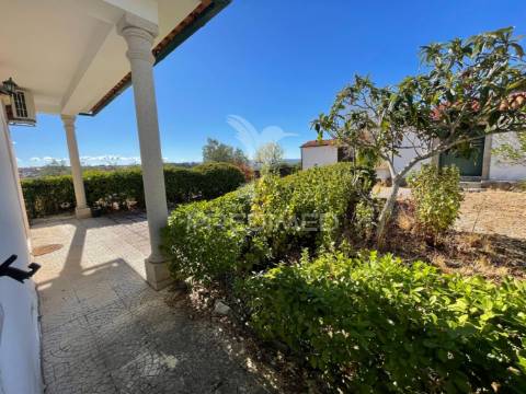 Moradia em almendra – vila nova de foz côa