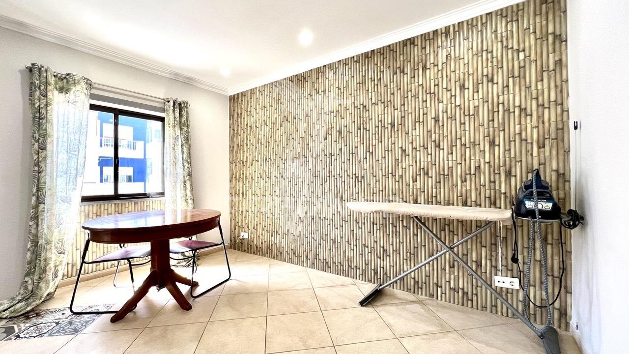 Apartamento t2 em santo antónio da charneca, barreiro