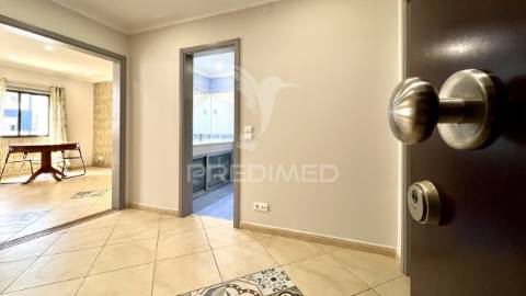 Apartamento t2 em santo antónio da charneca, barreiro